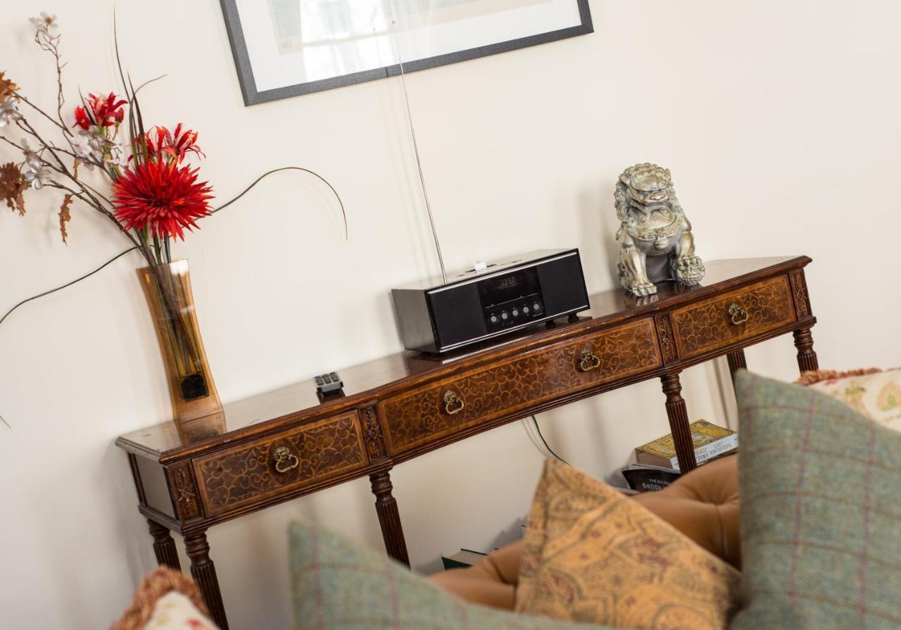 Parliament Sq Apartment Edinburgh Ngoại thất bức ảnh