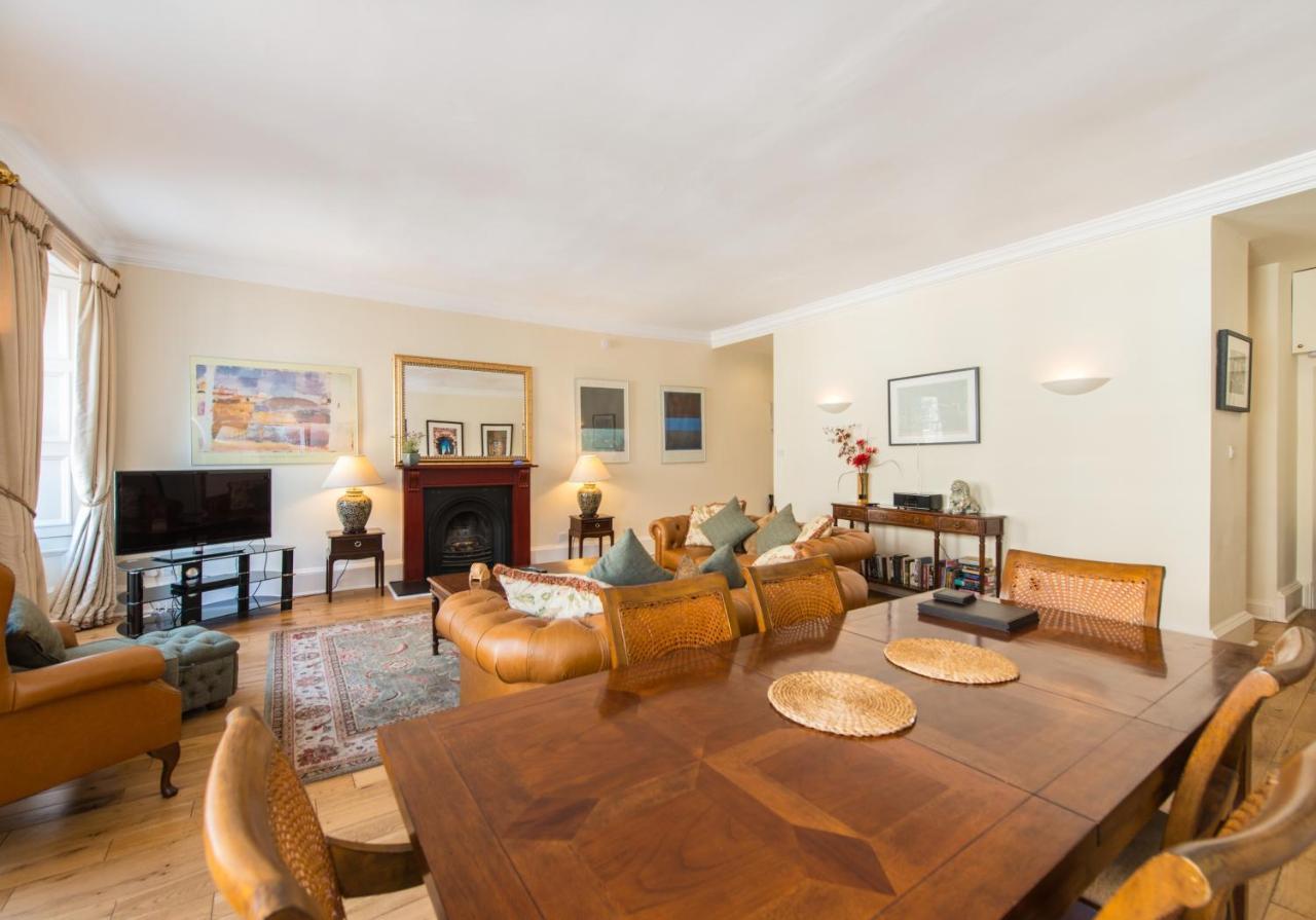 Parliament Sq Apartment Edinburgh Ngoại thất bức ảnh