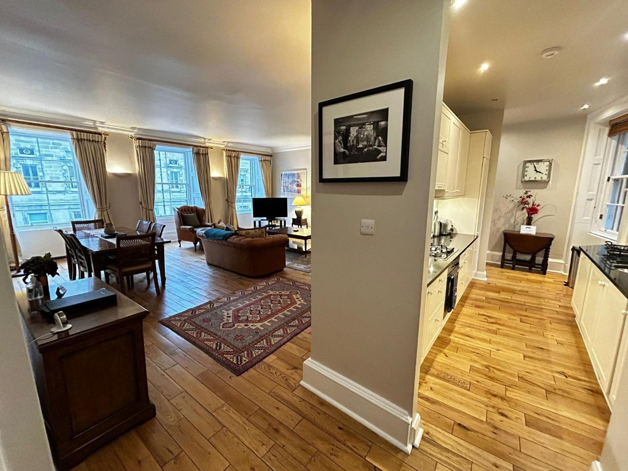 Parliament Sq Apartment Edinburgh Ngoại thất bức ảnh