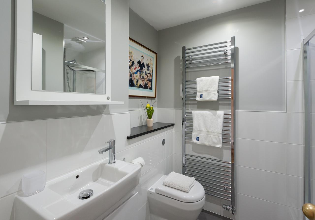 Parliament Sq Apartment Edinburgh Ngoại thất bức ảnh
