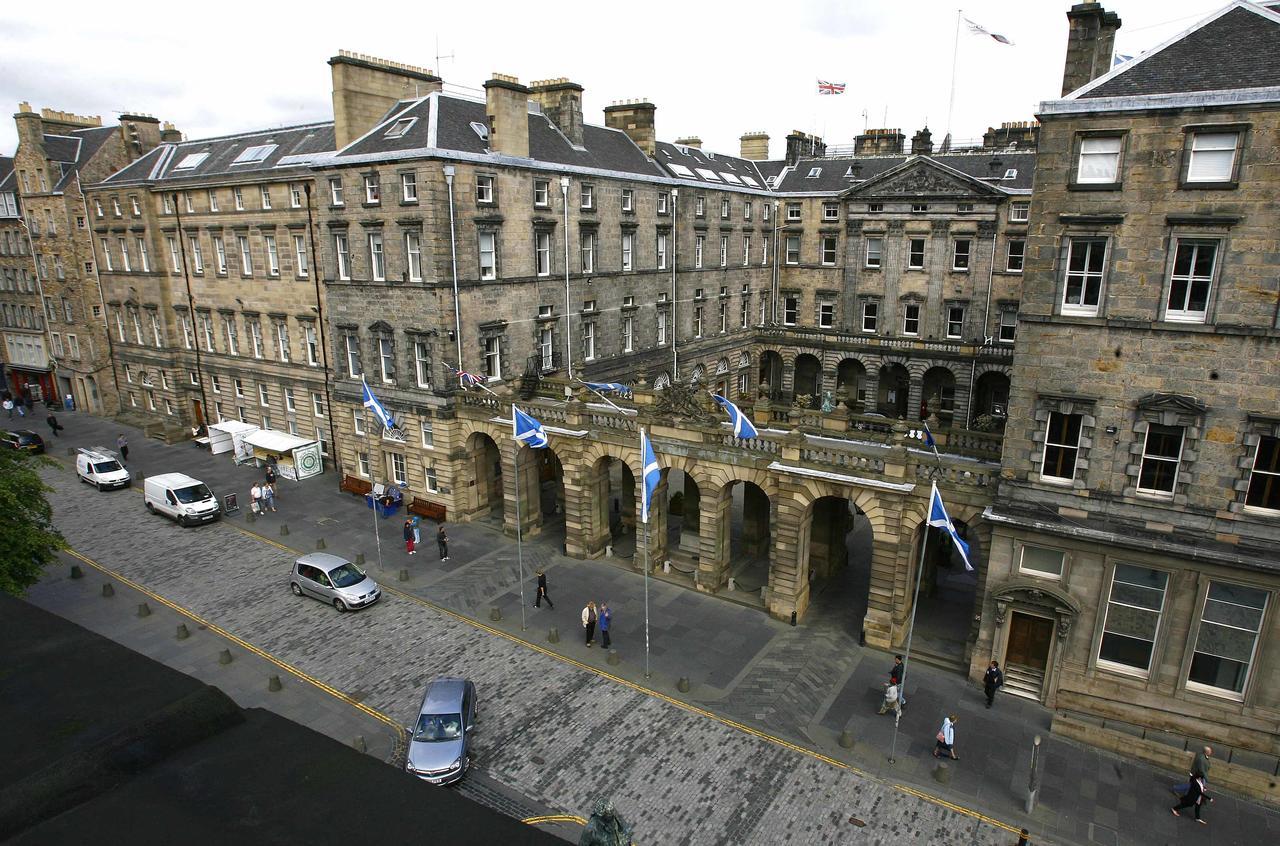 Parliament Sq Apartment Edinburgh Ngoại thất bức ảnh